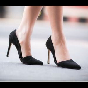 Banana republic black heels
